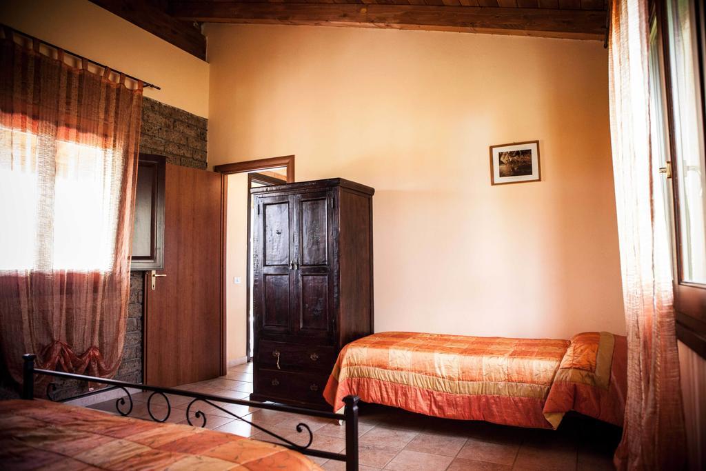 Agriturismo Il Ginepro Fluminimaggiore Bilik gambar